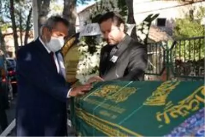Yavuz Bingöl, kardeşinin cenazesinde ayakta durmakta güçlük çekti