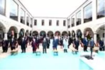 Fatih Sultan Mehmet Vakıf Üniversitesi'nden Kovid-19 önlemlerine uygun mezuniyet töreni
