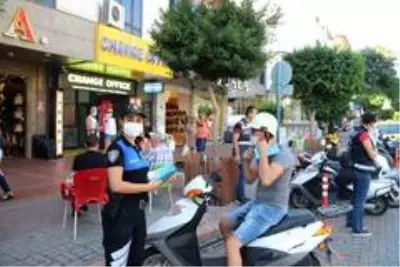 Alanya'da motosiklet sürücülerine yönelik denetim Alanya'da motosiklet sürücülerine yönelik denetim