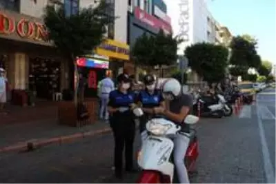 Alanya'da motosiklet sürücülerine yönelik denetim Alanya'da motosiklet sürücülerine yönelik denetim