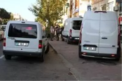 Antalya'da apartman dairesinde tüp patlaması Antalya'da apartman dairesinde tüp patlaması