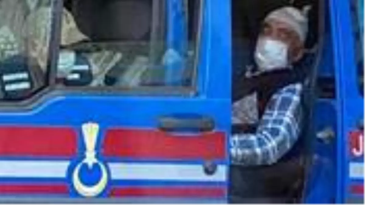 Kazma sapıyla kafasına vurulunca komşusuna kurşun yağdırdı