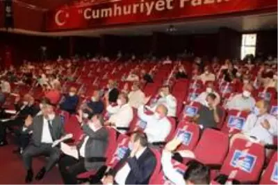 Büyükşehir'den Kadıkalesi'ne 10 bin TL destek Büyükşehir'den Kadıkalesi'ne 10 bin TL destek