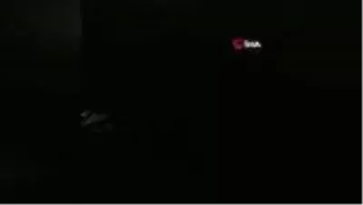 Emirgan Sahilinde erkek arkadaşıyla tartışan genç kız denize atladı Emirgan Sahilinde erkek arkadaşıyla tartışan genç kız denize atladı