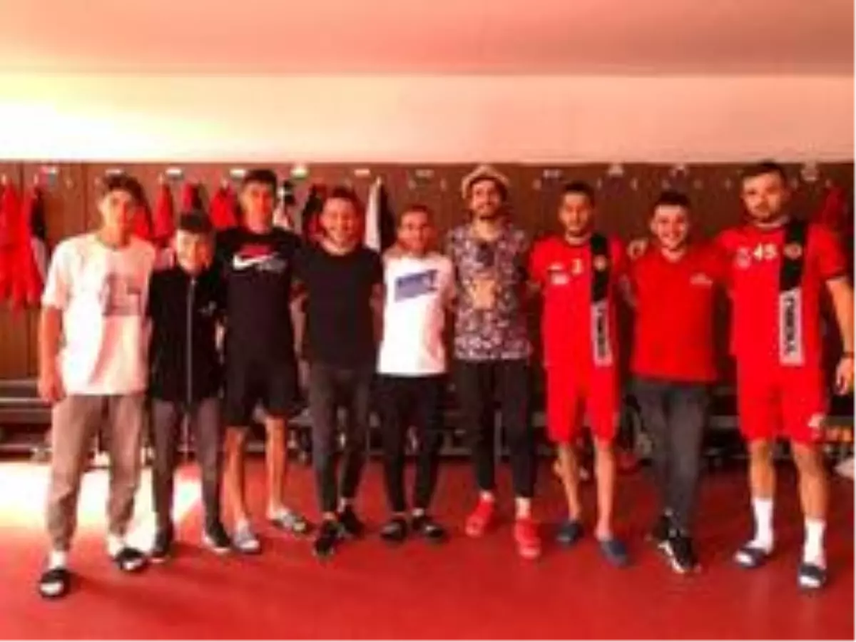 Eskişehirspor'da Bandırma deplasmanı öncesi kuaför bakımı