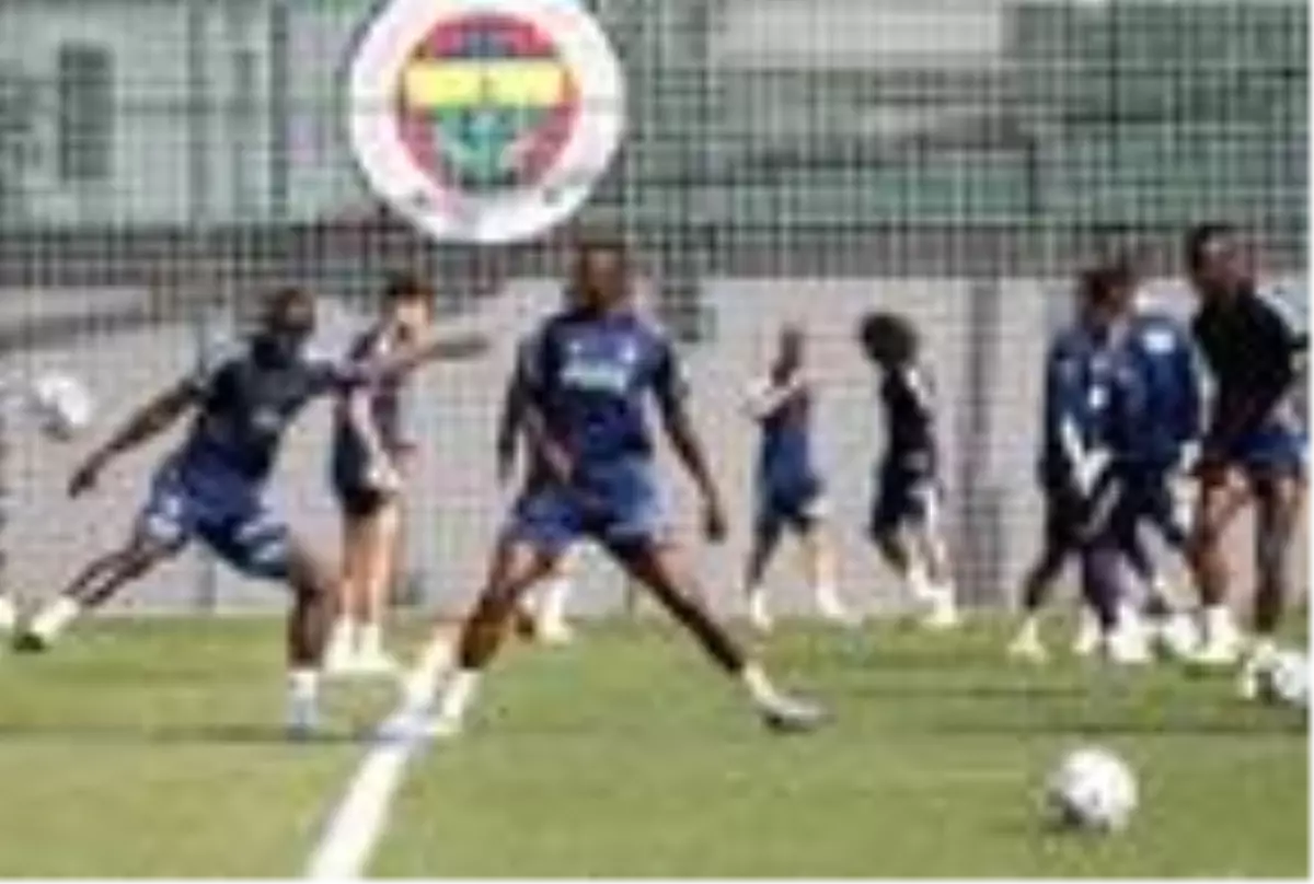 Fenerbahçe'de Göztepe hazırlıkları sürdü