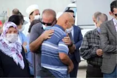 Hayatını kaybeden bisiklet sporcusu Zeynep Aslan'a hüzünlü veda Hayatını kaybeden bisiklet sporcusu Zeynep Aslan'a hüzünlü veda