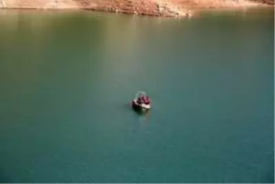 Kayıp Gülistan'ı arama çalışmaları 45 kişilik ekiple yeniden başladı Kayıp Gülistan'ı arama çalışmaları 45 kişilik ekiple yeniden başladı