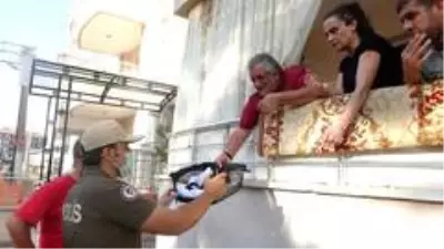 Kedisinin zehirlendiğini öğrenince gözyaşlarına boğuldu Kedisinin zehirlendiğini öğrenince gözyaşlarına boğuldu