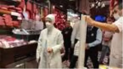 Tarihi Mısır Çarşısı'nda korona virüs denetimi Tarihi Mısır Çarşısı'nda korona virüs denetimi