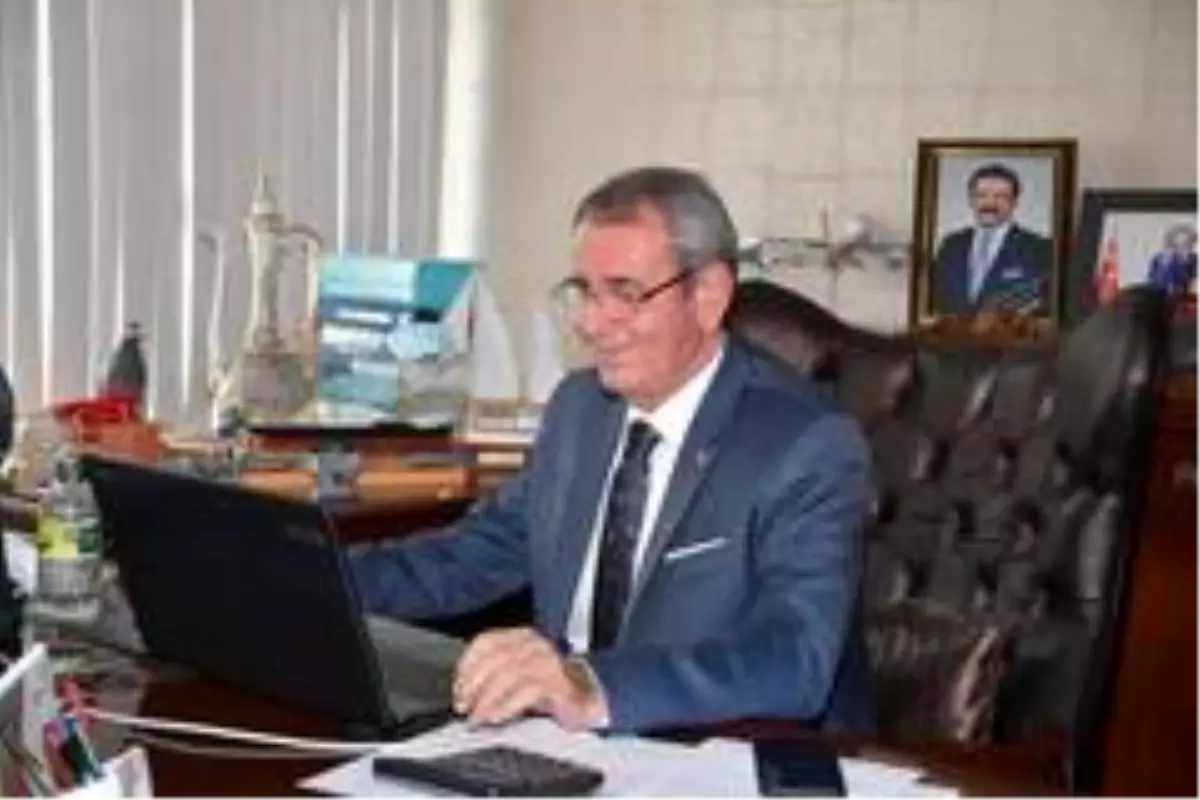 Murzioğlu: 'Sağlıkçılarımıza minnet borçluyuz'