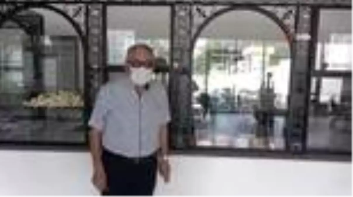 Okullar açıldı, kantinler kapalı