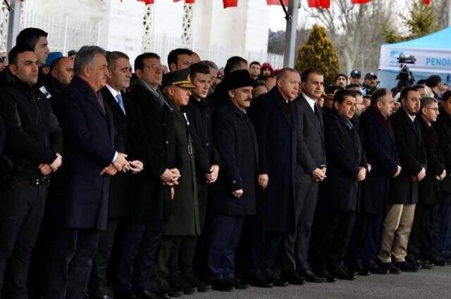 Şehit babasından İBB Başkanı İmamoğlu'na: Oğlumun adını kullanmayın Şehit babasından İBB Başkanı İmamoğlu'na: Oğlumun adını kullanmayın