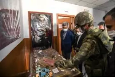 Van Valisi Mehmet Emin Bilmez sınır hattında inceleme yaptı Van Valisi Mehmet Emin Bilmez sınır hattında inceleme yaptı