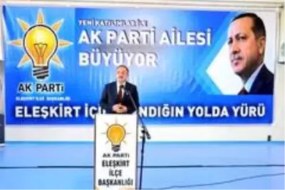 AK Partili Özhaseki'den FETÖ'nün dini değerleri istismar ettiği vurgusu