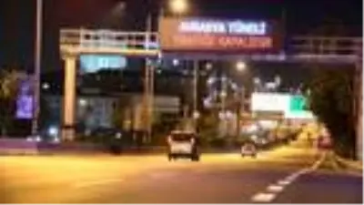 Avrasya Tüneli her iki yönde trafiğe kapatıldı (2) Avrasya Tüneli her iki yönde trafiğe kapatıldı (2)