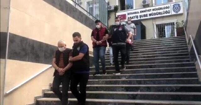 Bağcılar'da Bangladeşli öğrenciyi alıkoyup fidye isteyen şüpheliler yakalandı! Operasyon anı kamerada