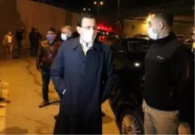 Belediyenin yol üzerinde izinsiz yaptığı duvar resimleri kaldırıldı Belediyenin yol üzerinde izinsiz yaptığı duvar resimleri kaldırıldı