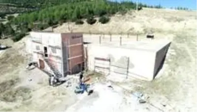 Bucak Belediyesi'nden içme suyu deposu çalışması Bucak Belediyesi'nden içme suyu deposu çalışması
