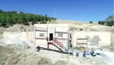Bucak Belediyesi'nden içme suyu deposu çalışması Bucak Belediyesi'nden içme suyu deposu çalışması