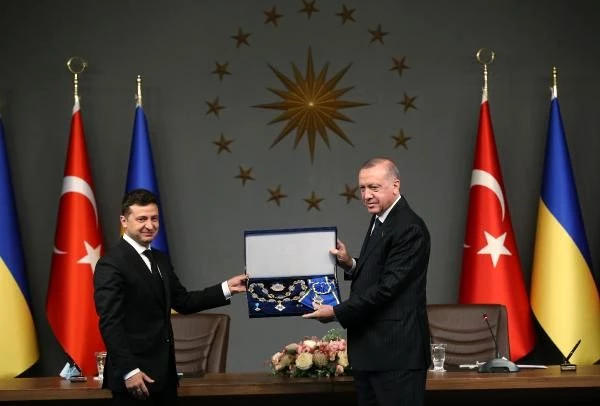Cumhurbaşkanı Erdoğan ile Ukrayna Devlet Başkanı Zelenski basın açıklaması  - Kırım