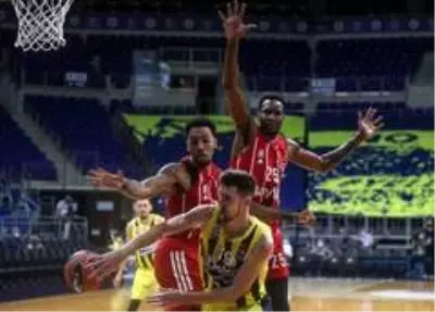 Fenerbahçe Beko, ikinci yarıda yıkıldı Fenerbahçe Beko, ikinci yarıda yıkıldı