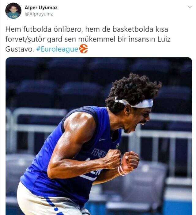 Fenerbahçe'de Luiz Gustavo ile Jarell Eddie'nin benzerliği, taraftarın ilgi odağı oldu Fenerbahçe'de Luiz Gustavo ile Jarell Eddie'nin benzerliği, taraftarın ilgi odağı oldu