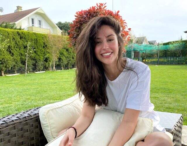 Gizem Acar kimdir, yaşı kaç? Gizem Acar dizileri nelerdir? Gizem Acar boyu ne kadar? Gizem Acar Instagram hesabı nedir?