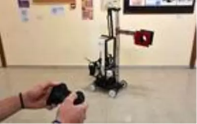 Son dakika haber: Hastalarla teması azaltmak için, ilaç dağıtan robot geliştirdiler Son dakika haber: Hastalarla teması azaltmak için, ilaç dağıtan robot geliştirdiler