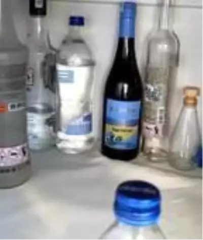 Kahramanmaraş'ta geçici körlüğe neden olan sahte içki ele geçirildi Kahramanmaraş'ta geçici körlüğe neden olan sahte içki ele geçirildi