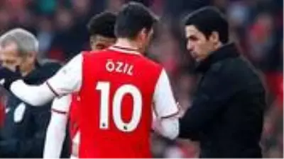 Mikel Arteta, kadroda yer vermediği Mesut'a açık kapı bıraktı: Çalışmaya devam et Mikel Arteta, kadroda yer vermediği Mesut'a açık kapı bıraktı: Çalışmaya devam et