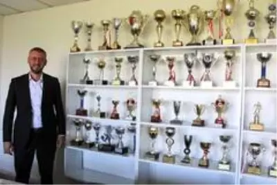 (Özel haber) Manisaspor'un 'var olma' mücadelesi (Özel haber) Manisaspor'un 'var olma' mücadelesi