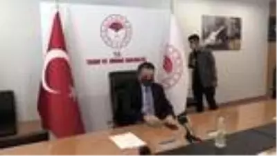 Pakdemirli: 'Kaynakların daha etkin kullanılması için akıllı tarım uygulamalarını yaygınlaştırılmasını hedefliyoruz' Pakdemirli: 'Kaynakların daha etkin kullanılması için akıllı tarım uygulamalarını yaygınlaştırılmasını hedefliyoruz'