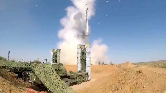 Sinop'ta denemeleri yapılan S-400'lerin ateşlendiği anların yeni görüntüleri ortaya çıktı