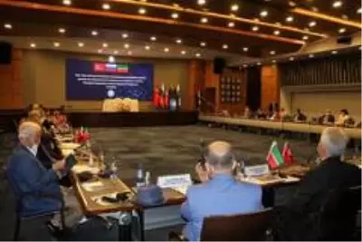 Tataristan Cumhurbaşkanı Minnihanov, Türk firmalara İzmir'den çağrı yaptı Tataristan Cumhurbaşkanı Minnihanov, Türk firmalara İzmir'den çağrı yaptı