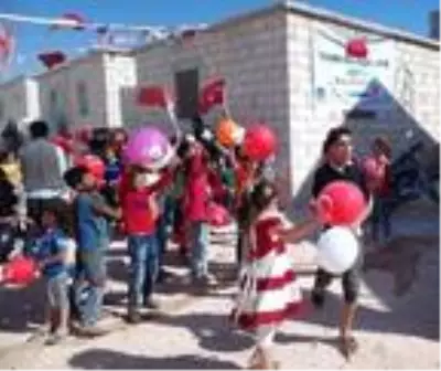 Türkiye sayesinde, İdlib'de 162 aile daha evlerine kavuştu Türkiye sayesinde, İdlib'de 162 aile daha evlerine kavuştu