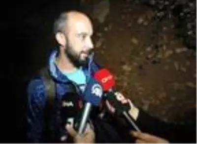 Uludağ eteklerinde kaybolan 4 kişi, 6 saat sonra bulundu (Tüm Aktüel Görüntülerle) Uludağ eteklerinde kaybolan 4 kişi, 6 saat sonra bulundu (Tüm Aktüel Görüntülerle)