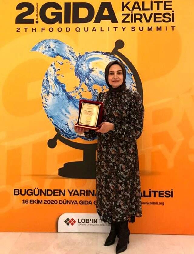 2.Uluslararası Gıda Kalite Zirvesi'nde 'Yılın Haber Sitesi' ödülü Haberler.com'a verildi