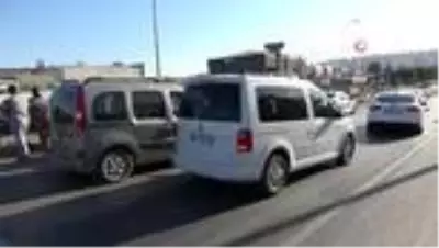 6 aracın karıştığı zincirleme trafik kazasında yaralanan olmadı