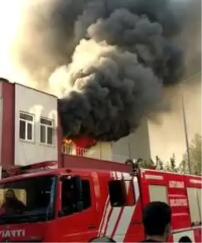 - Adıyaman'da ev alev alev yandı - Adıyaman'da ev alev alev yandı