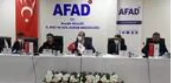 Deprem: AFAD Başkanı Güllüoğlu: Kurumların birlikte çalışmasıyla afetleri yönetebiliyoruz Deprem: AFAD Başkanı Güllüoğlu: Kurumların birlikte çalışmasıyla afetleri yönetebiliyoruz