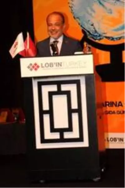AK Parti'li Yavuz'a uluslararası ödül AK Parti'li Yavuz'a uluslararası ödül