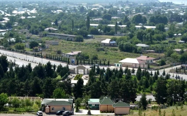 Azerbaycan ordusu, tam 27 yl sonra Fuzuli kentini igalden kurtard
