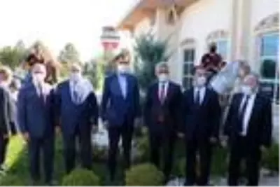 Bakan Kurum: Azerbaycan'ın yanında olmaya devam edeceğiz Bakan Kurum: Azerbaycan'ın yanında olmaya devam edeceğiz