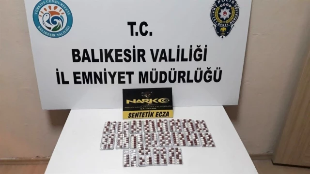 Son dakika haber... Balıkesir'de 5 uyuşturucu taciri yakalandı