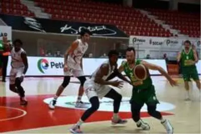 Basketbol Süper Ligi: Aliağa Petkim Spor: 108 Frutti Extra Bursaspor : 80 Basketbol Süper Ligi: Aliağa Petkim Spor: 108 Frutti Extra Bursaspor : 80