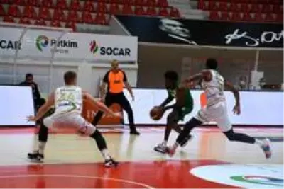 Basketbol Süper Ligi: Aliağa Petkim Spor: 108 Frutti Extra Bursaspor : 80 Basketbol Süper Ligi: Aliağa Petkim Spor: 108 Frutti Extra Bursaspor : 80