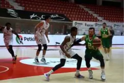 Basketbol Süper Ligi: Aliağa Petkim Spor: 108 Frutti Extra Bursaspor : 80 Basketbol Süper Ligi: Aliağa Petkim Spor: 108 Frutti Extra Bursaspor : 80
