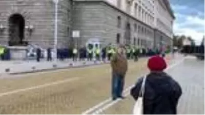 Son dakika haber | Bulgaristan'da hükümet karşıtı protestolar 100. gününe girdi