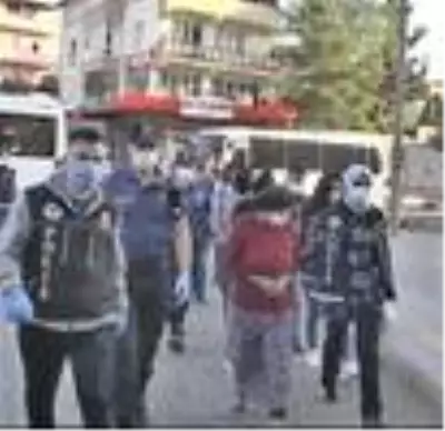 Dev uyuşturucu operasyonunda 19 tutuklama Dev uyuşturucu operasyonunda 19 tutuklama